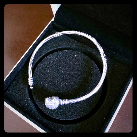 Pandora Heart Pave Bracelet!❤️. - Picture 2 of 6